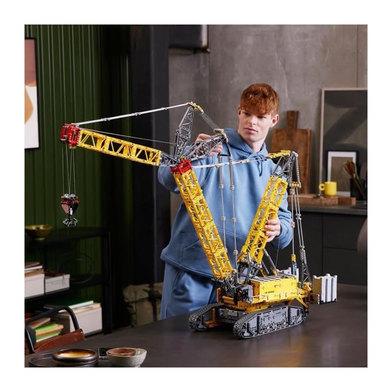 LEGO Technic Liebherr LR 13000 Raupenkran (42146) – Ferngesteuertes Baufahrzeug mit Control+ App, großes Modell für Erwachsene